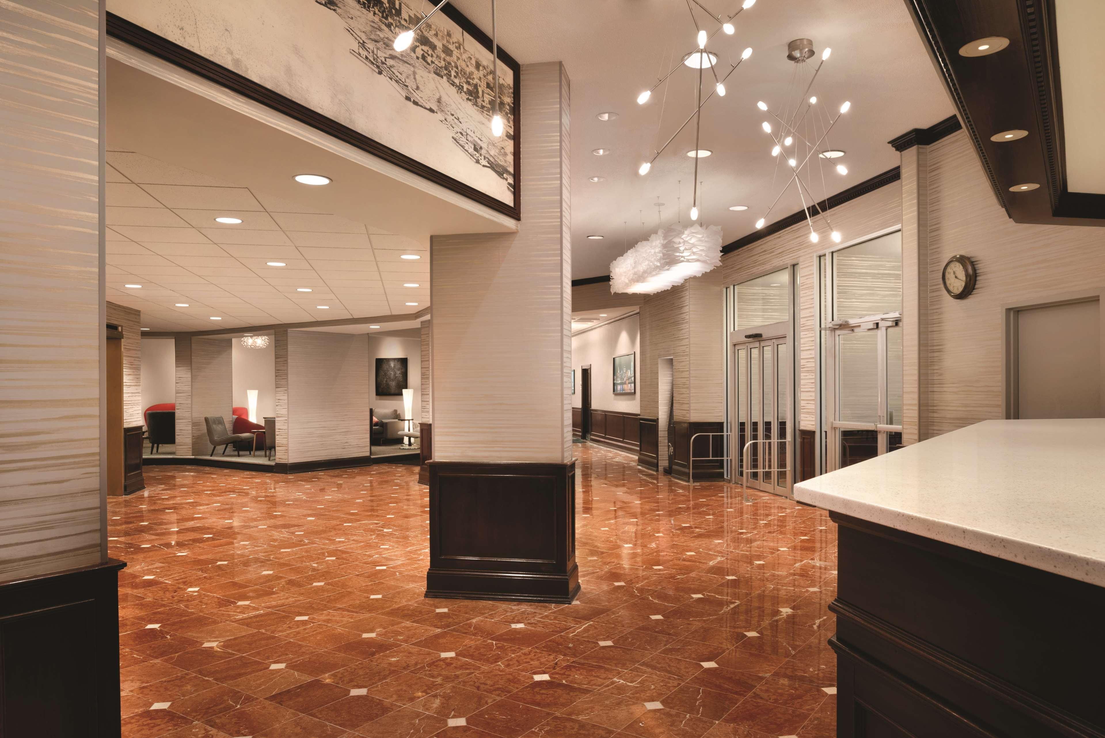 Radisson Cincinnati Riverfront酒店