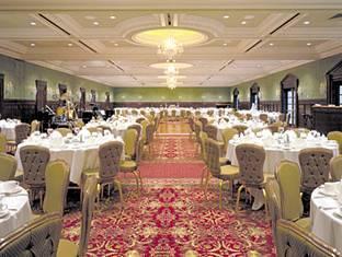Radisson Cincinnati Riverfront 3酒店*